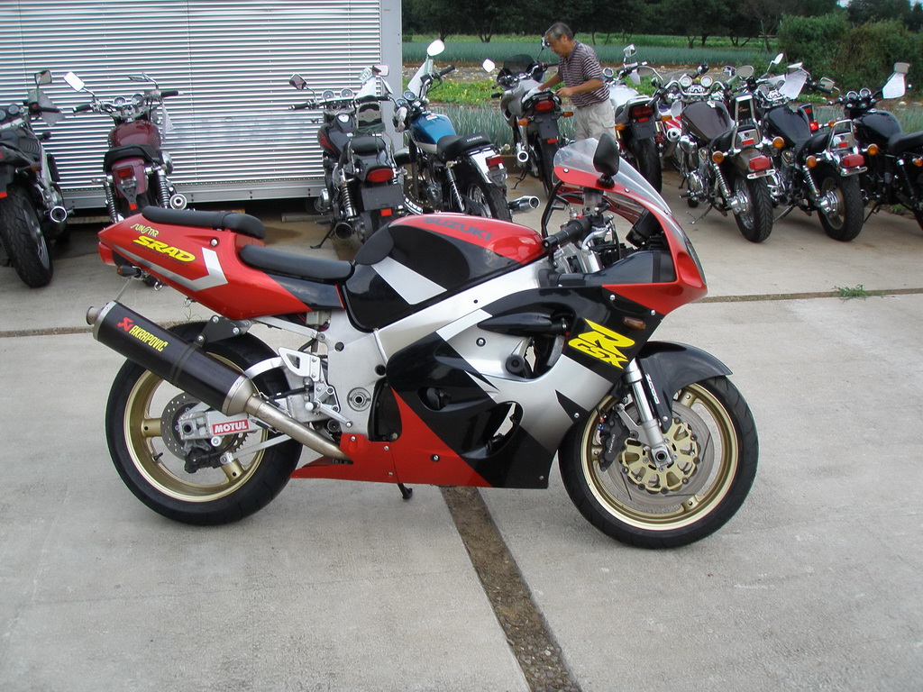 Купить мотоцикл Suzuki GSX-R750 1998 фото 6
